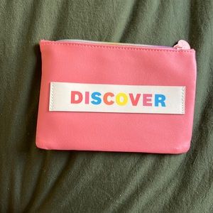 “Discover” Rainbow zipper makeup bag
